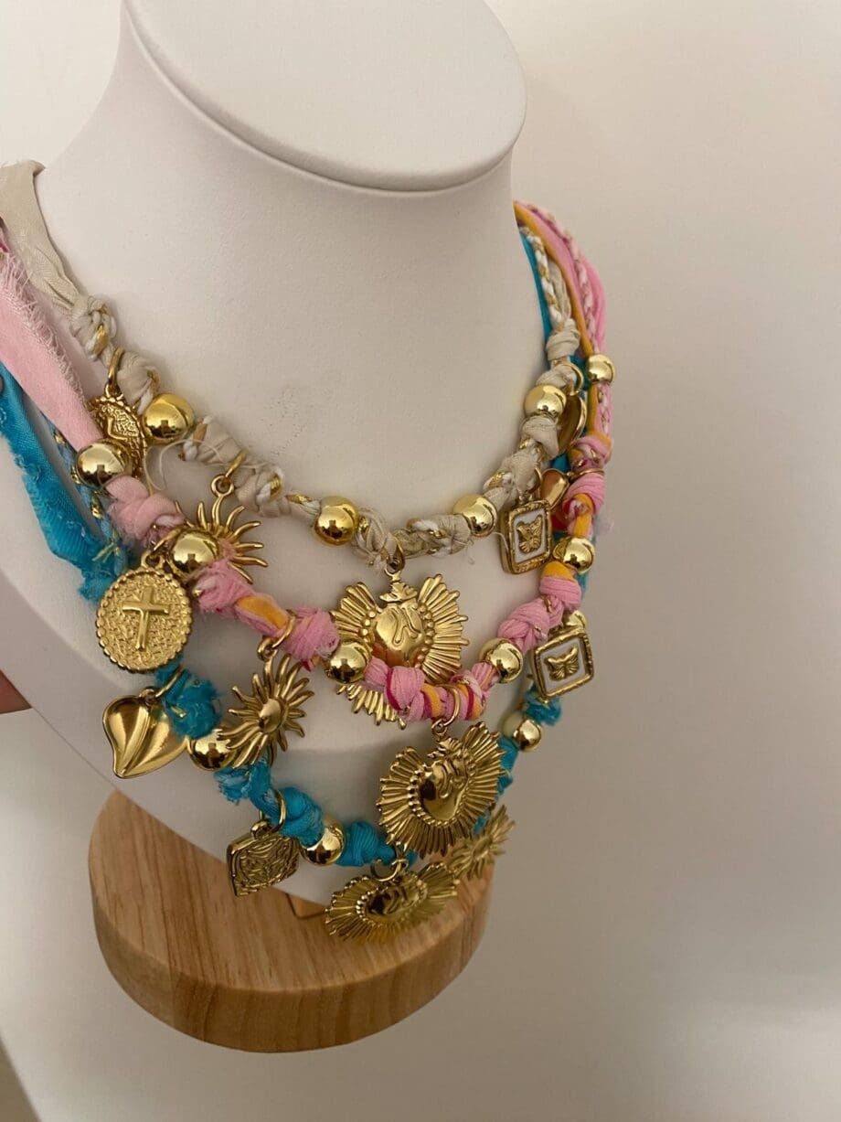 Collana Jijys