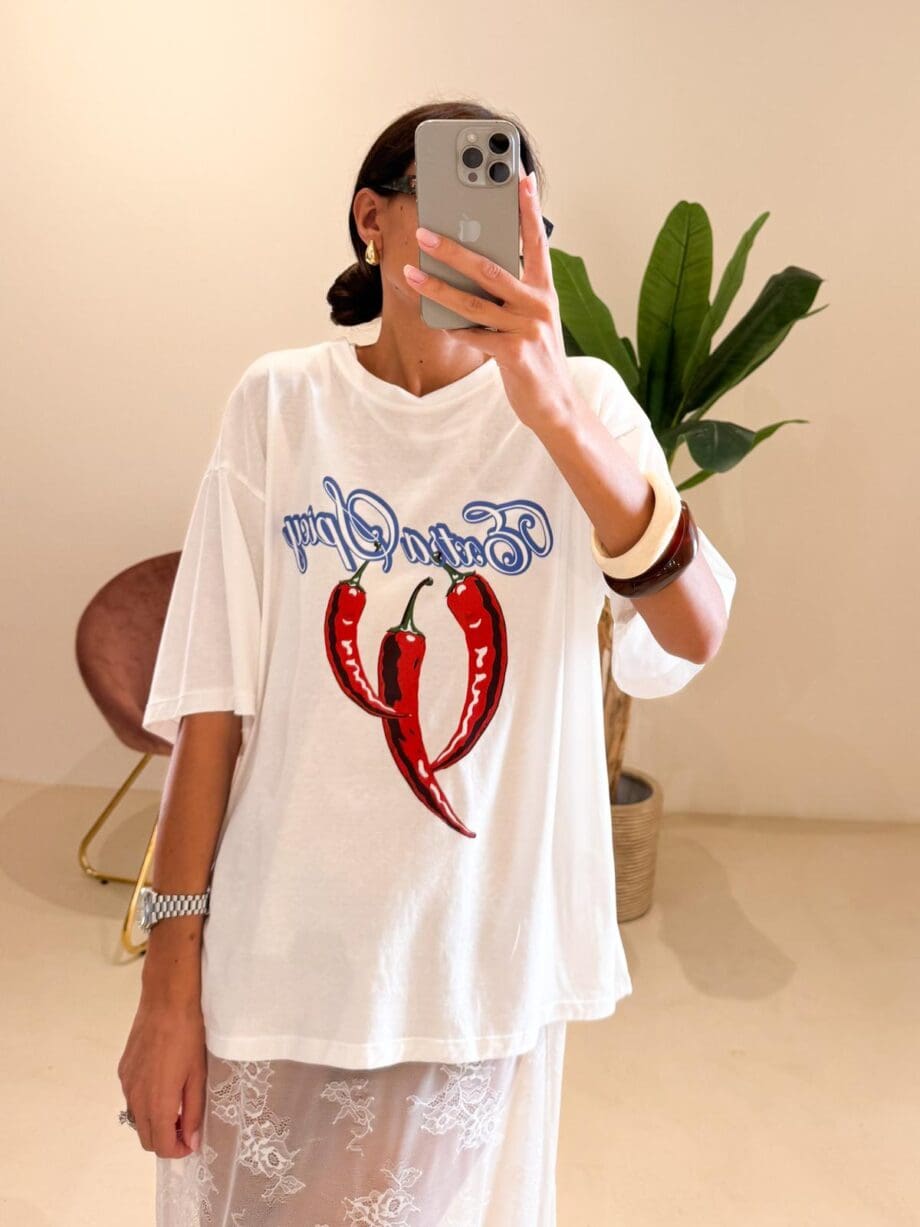 T-shirt chili peppers