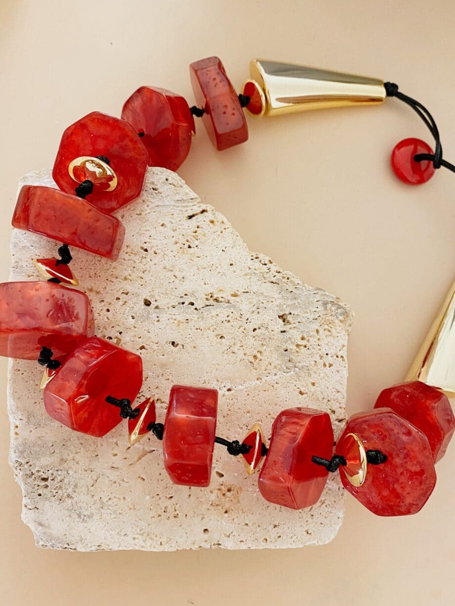 Collana Kil