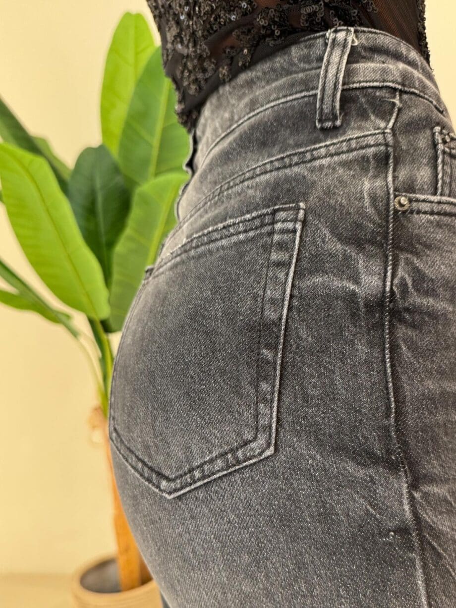 Jeans black