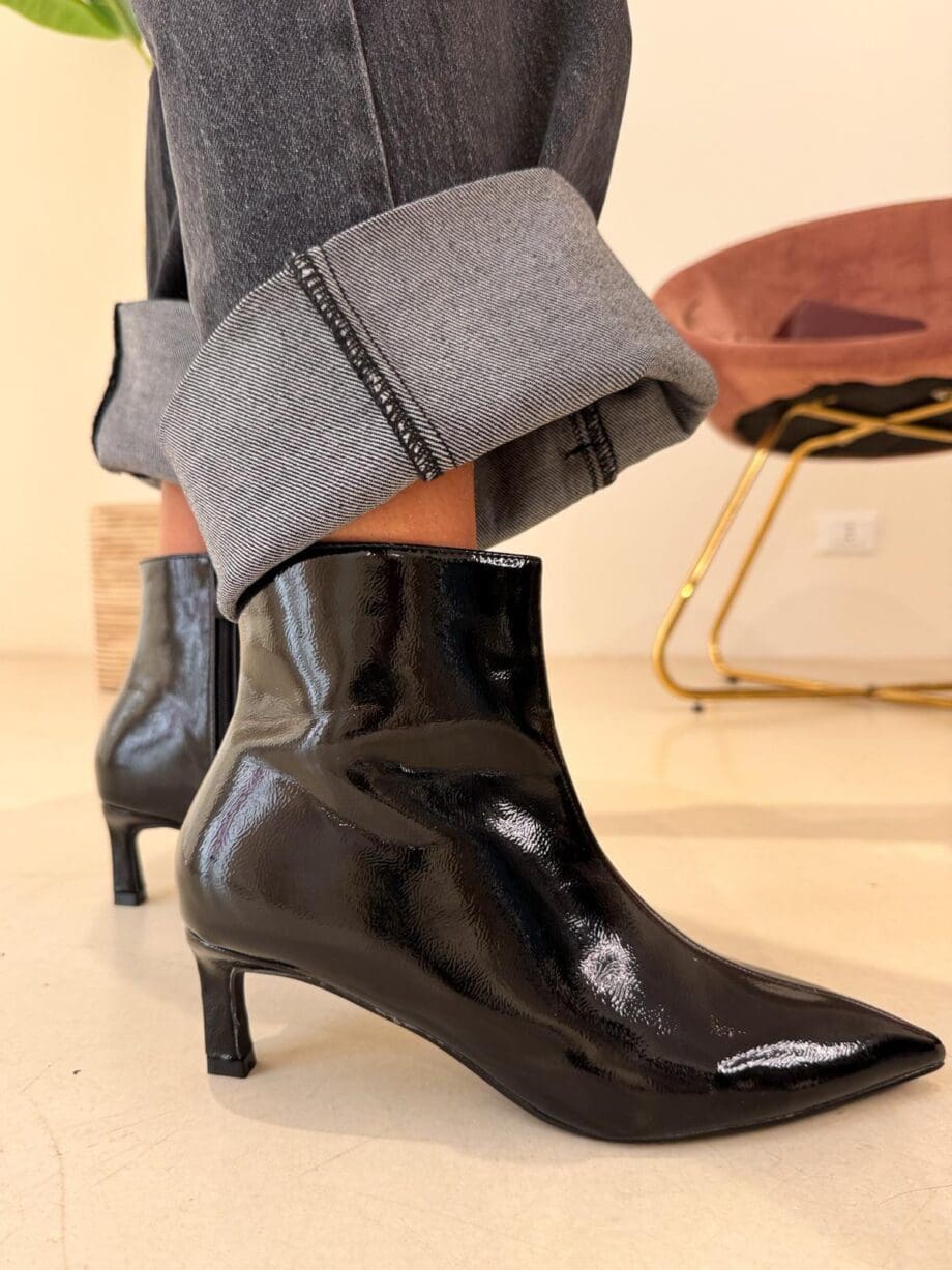 Stivaletto lucido black