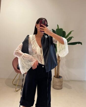 Blusa Carmelita