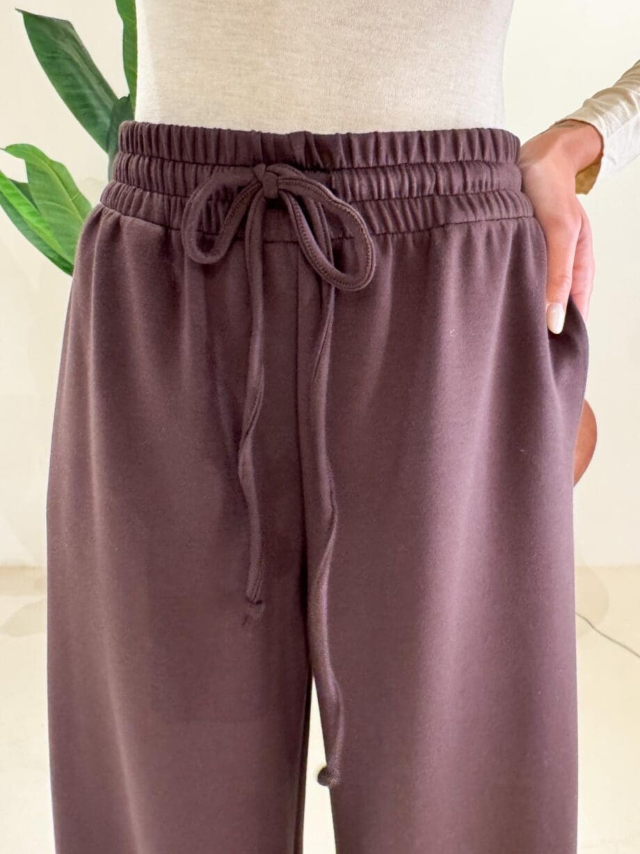 Jogger Brown